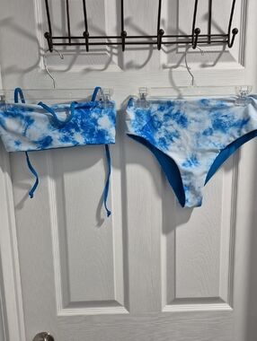 Zaful Blue and White Tie-Dye Bikini Set